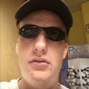 Meet your Posher, Liam